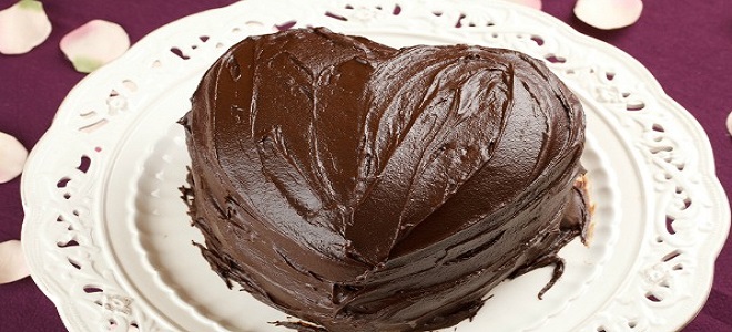Чоколадна чаша за чоколадну торту