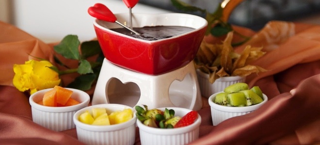 fondue owocowe