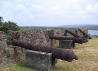 Старые пушки на Форте Серман