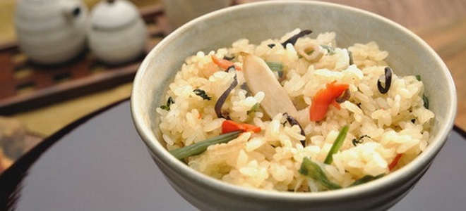 как да се готви ронлив ориз в мултивариантна