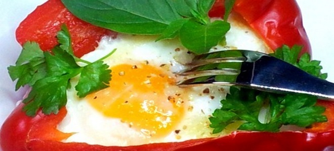 пржена јаја у бибер у микроталасној пећници