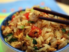 recept na česnekovou rýži