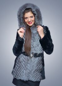 Fox fur coat 4