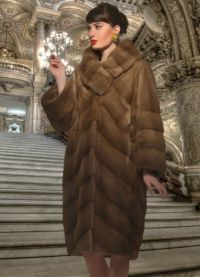 Manzari Fur Coats9