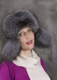 Женска капа са крзном 4