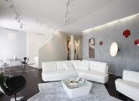 Nábytek v hale je minimalismus