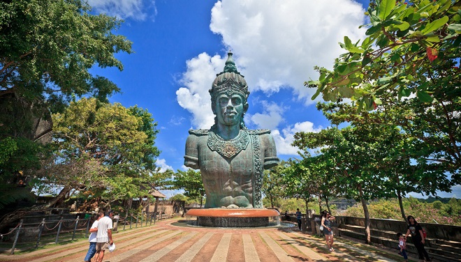 Статуя Вишну