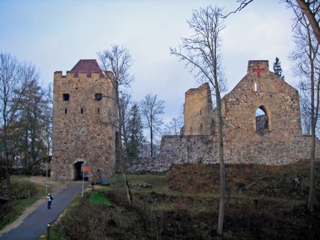 Сигулдский замок Ливонского ордена