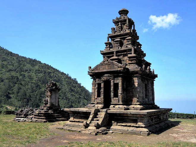 Храм в честь бога Шивы