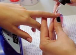 technika przedłużania paznokci żelem na formularzach 6