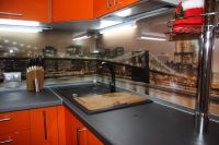 Стаклене предпасице у кухињи са штампом фотографија6