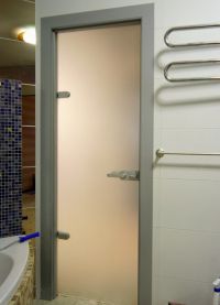 Staklena vrata za kupaonicu4