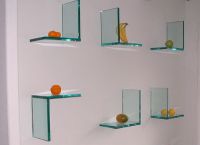 Стъклени рафтове за стени3