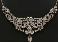 zlatna ogrlica s dijamantima5