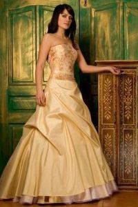 Zlata poročna obleka 3