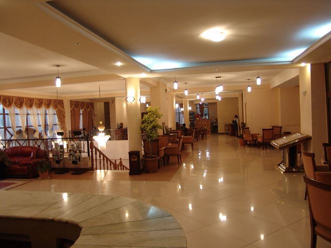 Холл отеля Taye Belay Gondar Hotel