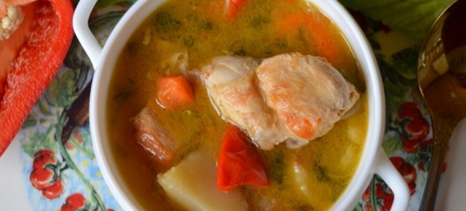 pileća gulašna juha