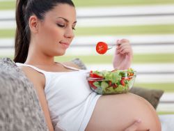 тежест в стомаха по време на бременност