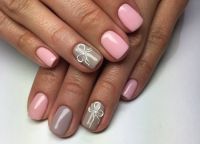 szary różowy manicure 10
