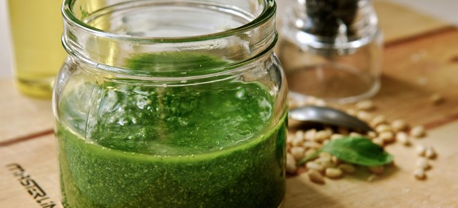Adjika iz zelenega paradižnika za zimski recept