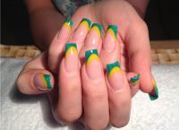 zielony manicure 12