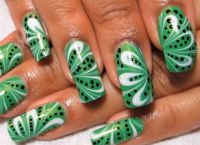 zielony manicure 6