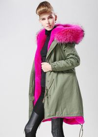 zielona kurtka z różowym futerkiem 6