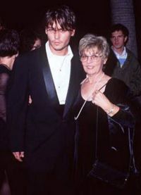 Джонни Депп со своей матерью
