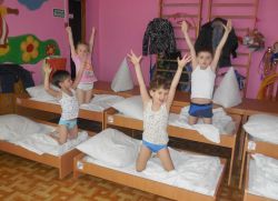 Gimnastyka po spaniu w przedszkolu