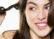 Obnova masky pro poškozené vlasy