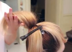 jak zrobić łuk włosów 6