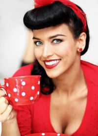 pin-up hairstyles 9