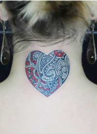 srčni tetoviran pomen 2