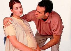 херпес на устните на бременните жени