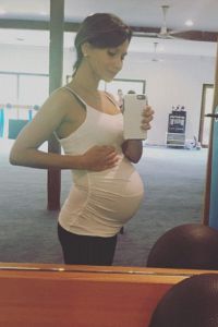 Инструктор по йоге занималась спортом на протяжении всей беременности