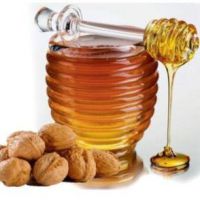 oreški z medu korist