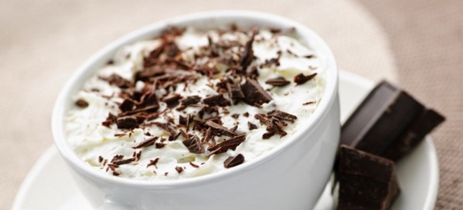 bela vroča čokolada