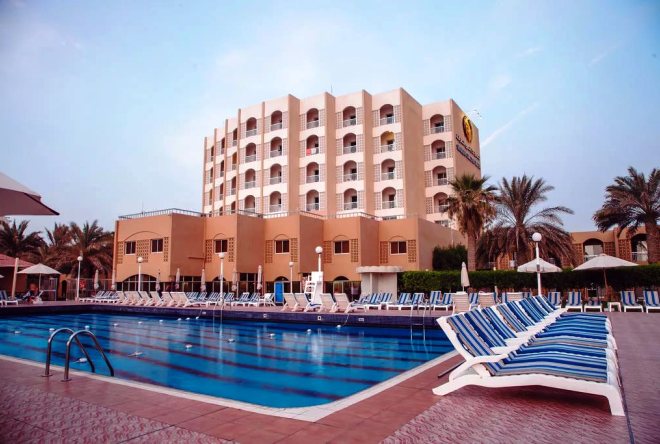 Отель Sharjah Carlton