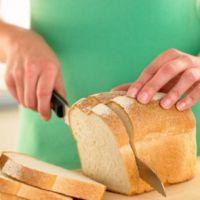 kalorický obsah kusu bílého chleba