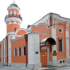 kolik mešit v moskvě 1