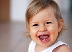 kolik zubů by dítě mělo mít za rok