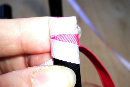 как да плете панела с панделки 11