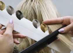 Окрашивание нарощенных волос