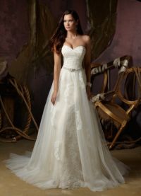 Jak wybrać suknię ślubną 4