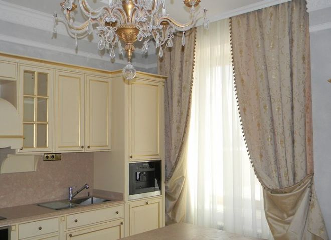 dolge zavese v kuhinji длинные шторы в кухне