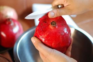 Kako hitro očistiti granatno jabolko 1