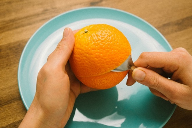 Jak szybko i łatwo wyczyścić pomarańczę 3