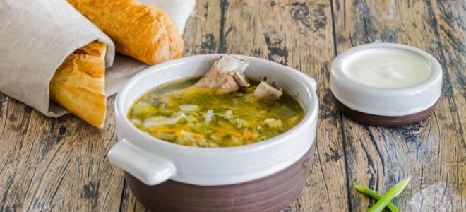 зелена супа със свинска рецепта