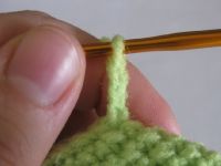Crochet a cat toy 3