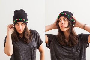 Как да украсим плетена шапка11